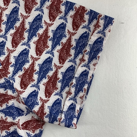 Zipcode Men’s small short sleeve button down shirt NWT red blue fish - Picture 14 of 17